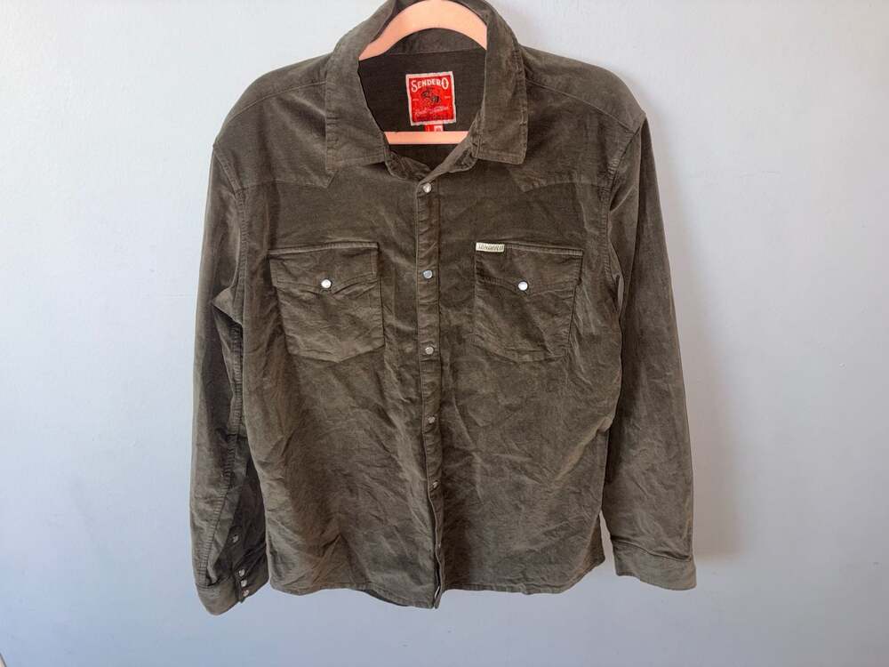 The Wyatt Pearl Snap Long Sleeve Corduroy Shirt – Sendero Provisions Co.,